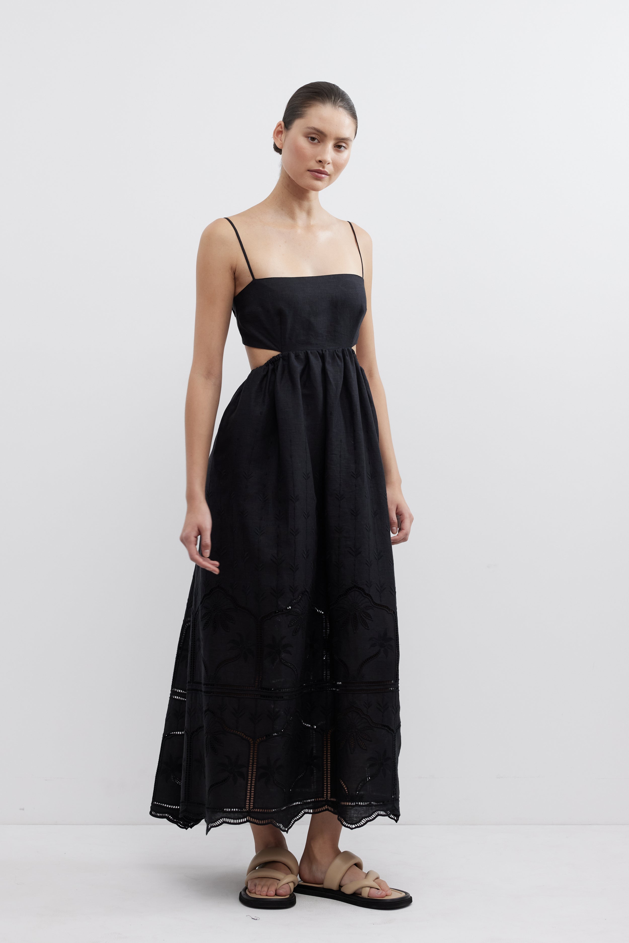 Bonita Flared Strap Black Embroidered Midi Dress P A S D U C H A S